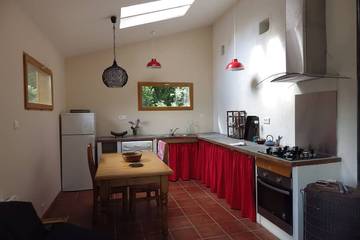 Gîte pour 4 personnes, avec balcon et jardin à Cervione