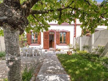 Gîte pour 5 personnes, avec jardin et terrasse à Dives-sur-Mer