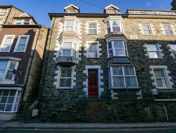 Cottage for 16 People in Barmouth, Gwynedd, Photo 1