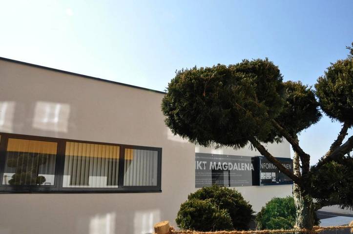 Hotel for 2 people, with Terrace and Yard in Linz