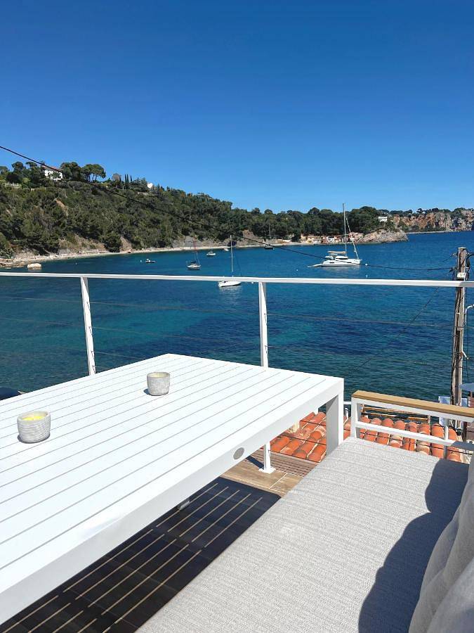Location de vacances pour 4 personnes, avec vue et terrasse à Toulon