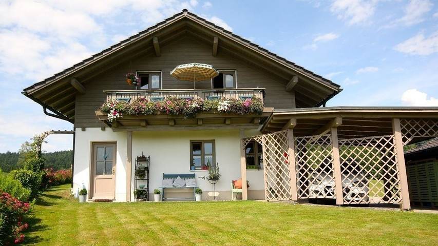 Ferienhaus für 5 Personen, mit Garten und Terrasse, mit Haustier in Geiersthal