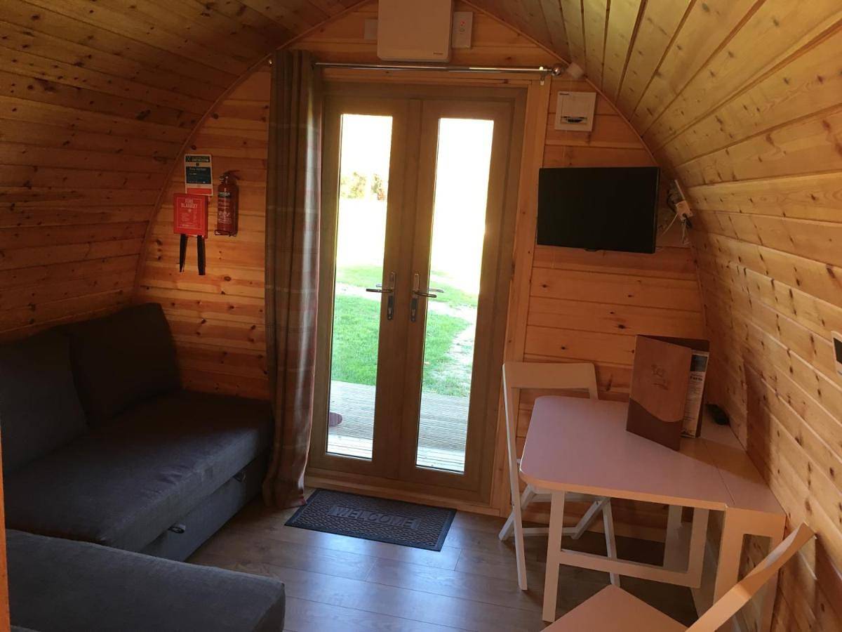 Wall Eden Farm - Luxury Log Cabins and Glamping in East Huntspill, Somerset