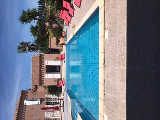 Location de vacances pour 14 personnes, avec jardin ainsi que piscine et vue à Bompas - 3