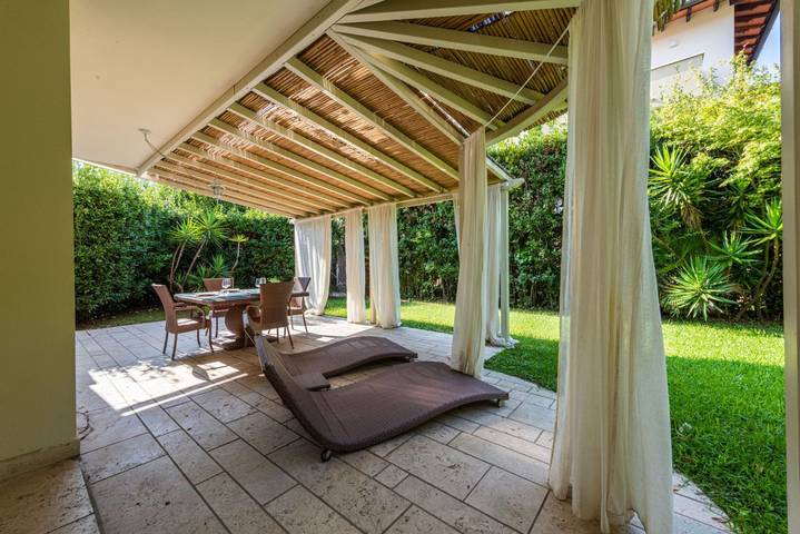 Villa für 7 Personen mit Garten in Forte dei Marmi, Italienische Riviera
