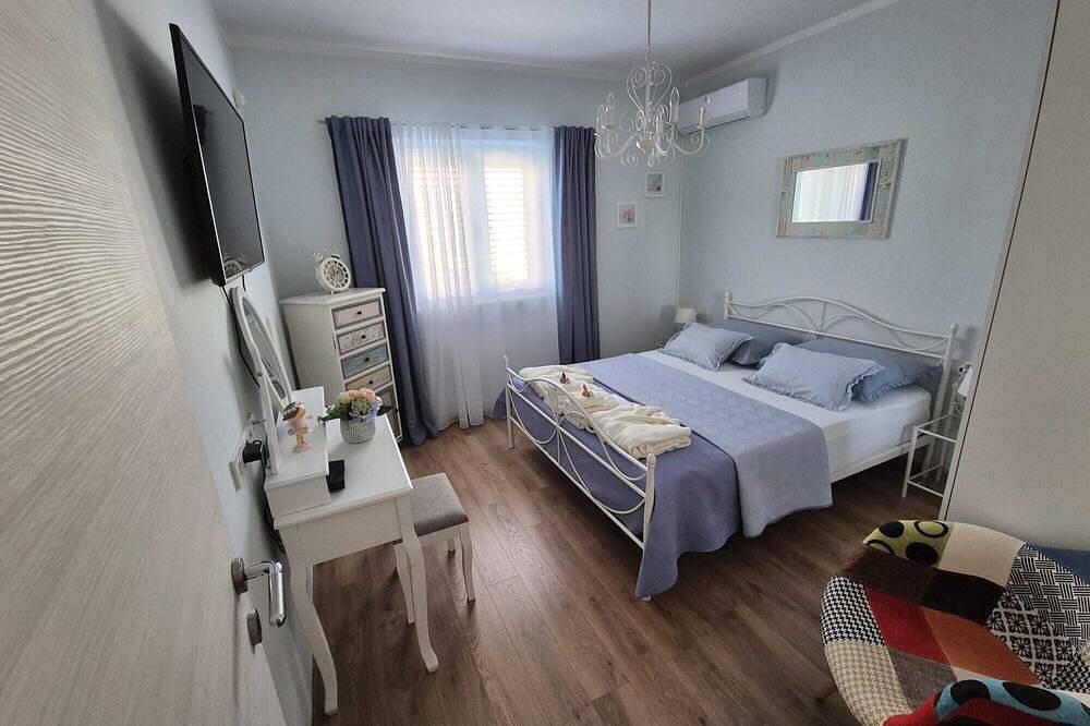 Villa Susann with swimming pool -Šibenik in Šibenik, Condado de Šibenik-Knin