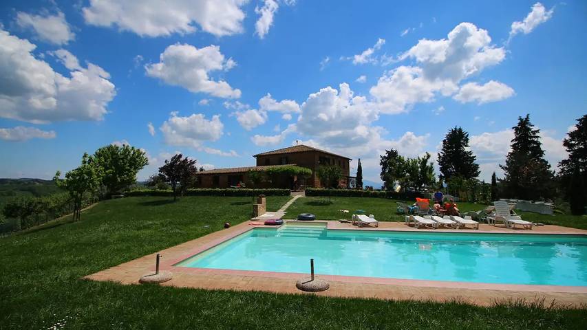 Ferme pour 4 personnes, avec piscine et jardin à Buonconvento - 2