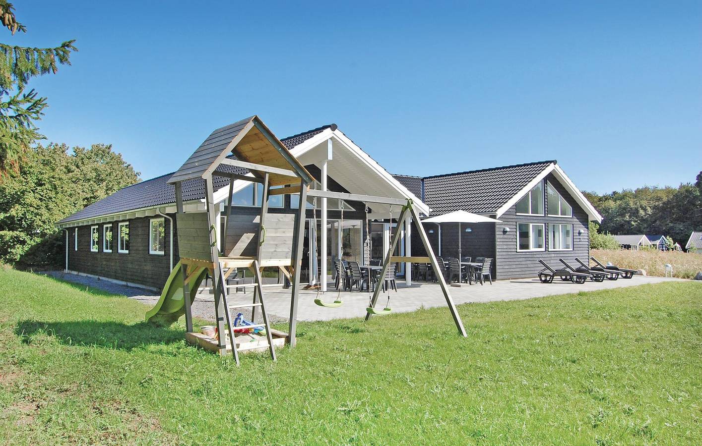 Ferienhaus für 18 Personen mit Terrasse in Tranekær, Langeland