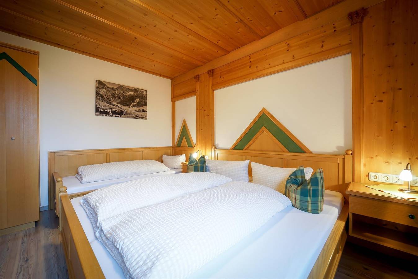 Geheel vakantieappartement, Appartement, douche, Wc, 2 slaapkamers in Hintertuxer Gletscher, Hintertux