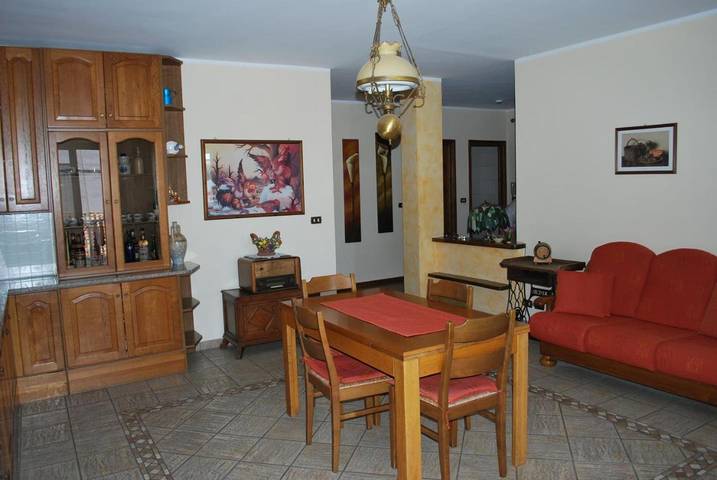 Gîte pour 4 personnes, avec terrasse à San Damiano d'Asti - 2