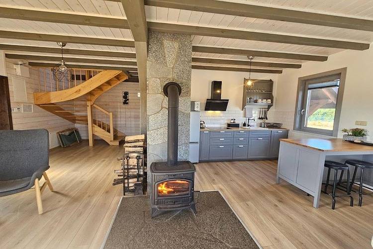 Komfortable Ferienunterkunft mit Terrasse in Tucheler Heide