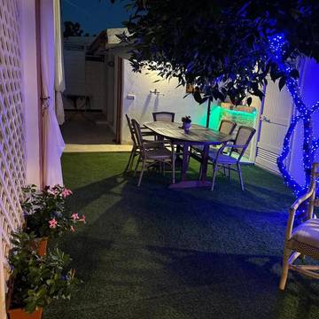 Maison d’hôte pour 2 personnes, avec jardin dans Olbia