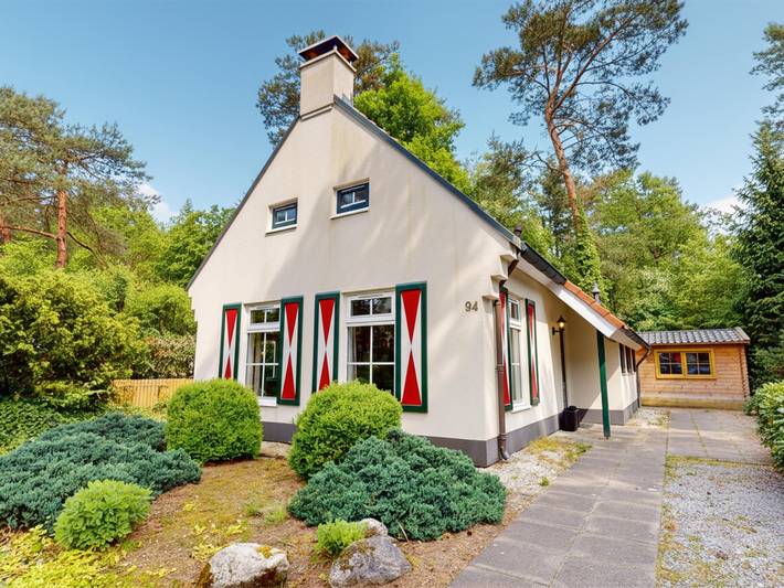 Vakantiehuis voor 6 personen, met Terras en Tuin in Drenthe