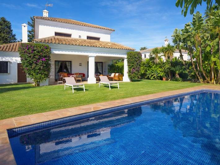 Villa für 8 Personen, mit Terrasse und Pool sowie Garten, mit Haustier in Estepona - 3