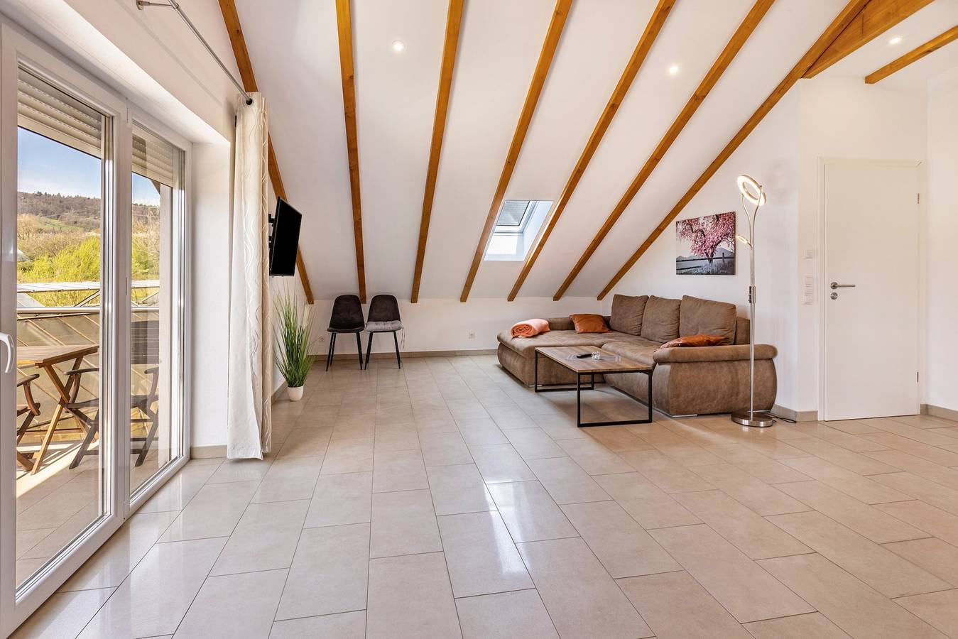 Appartement entier, Appartement "Rheinblick" avec vue sur le lac, balcon et Wi-Fi in Öhningen, Untersee