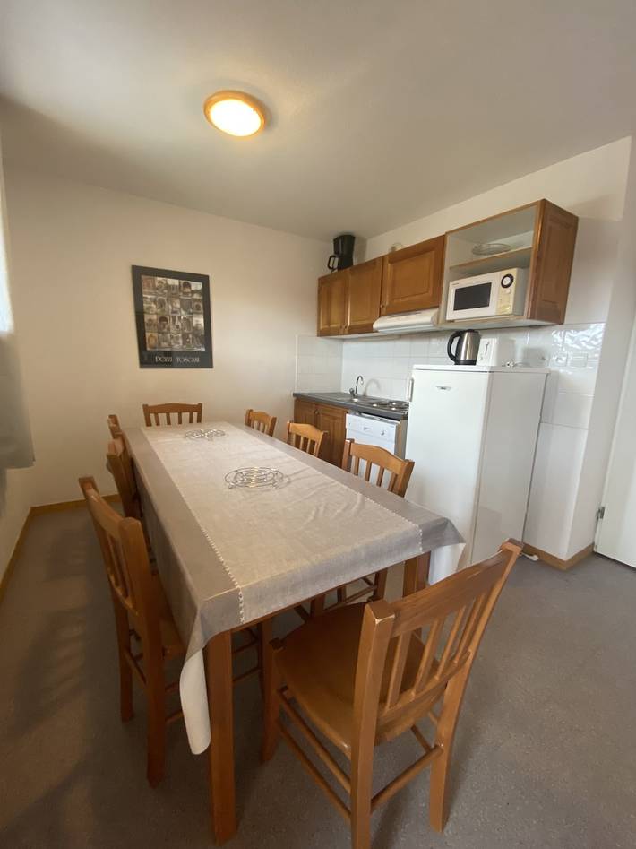 Gîte pour 8 personnes, avec balcon et vue, adapté aux familles dans Saint-Étienne-en-Dévoluy - 4