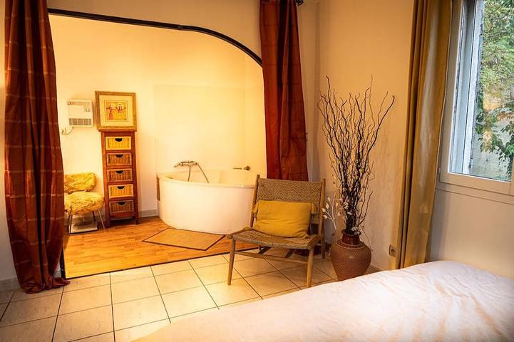 Location de vacances pour 8 personnes, avec jardin à Volx - 4