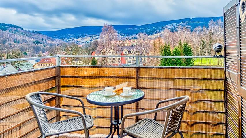 Apartament wakacyjny dla 4 osób, z balkon i widok, zwierzęta dozwolone w Świeradów-Zdrój