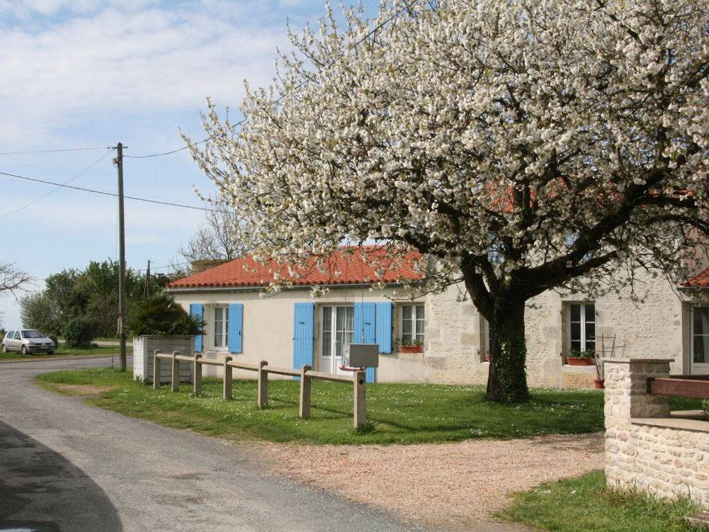 Gîte à Ballon in Ballon (aéronef), Région de Rochefort