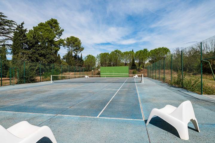 Location de vacances pour 10 personnes, avec terrasse et jardin à Azille - 3