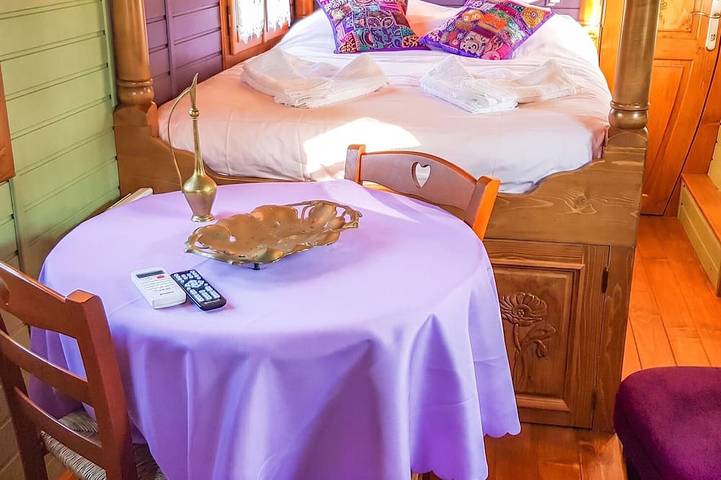 Location de vacances pour 2 personnes, avec Piscine à Bussac-Forêt - 3