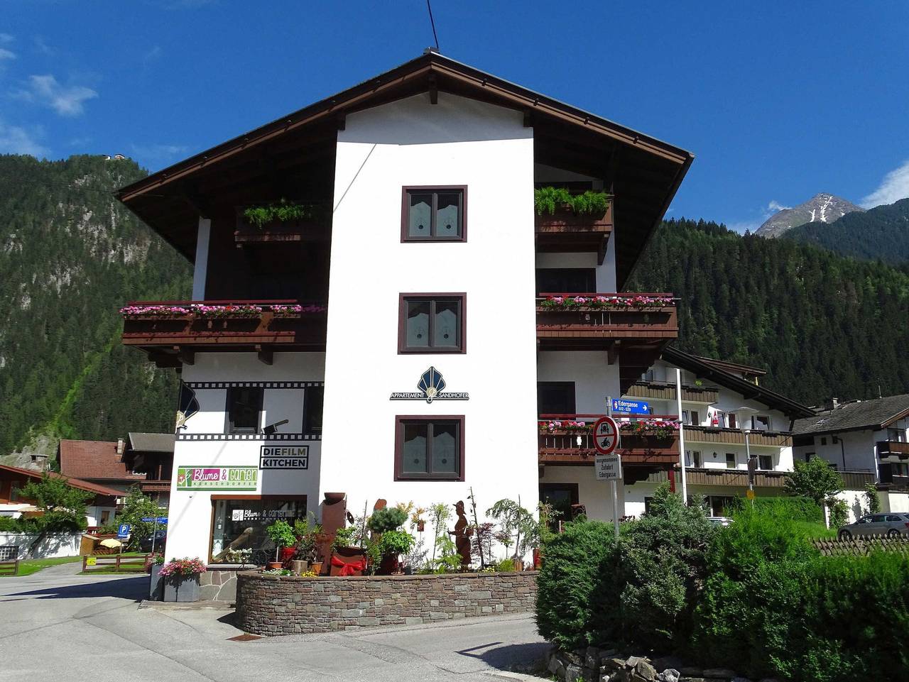 Ganze Ferienwohnung, Appartementhaus Mayrhofen - Ferienwohnung Ahornspitz für 8 Personen in Mayrhofen, Zillertaler Alpen