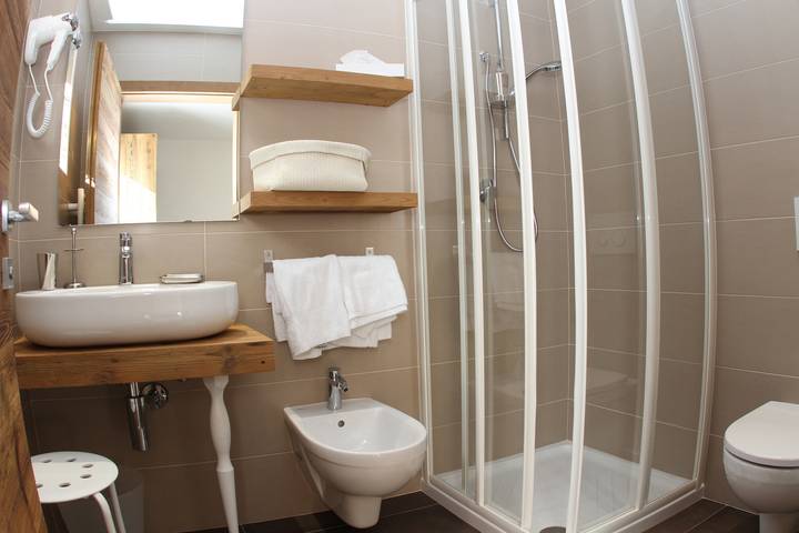 B&B für 2 Personen, mit Balkon und Sauna sowie Whirlpool in den Dolomiten - 4