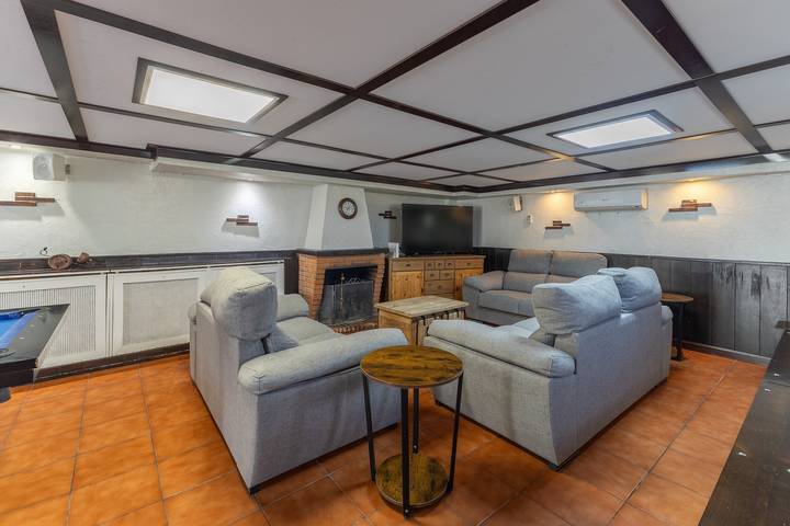 Casa de vacaciones para 22 personas, con jacuzzi y jardín, Familias con niños en Castilla y León - 3