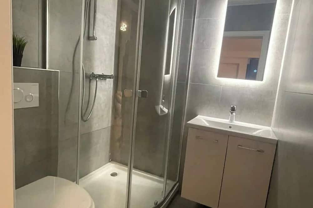 Ganze Wohnung, Ferienwohnung Panoramablick, 5 min von Badewelt Sinsheim+ Prezero Arena Entfernt in Sinsheim, Kraichgau