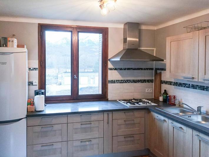 Location de vacances pour 6 personnes, avec jardin à Chabottes - 3