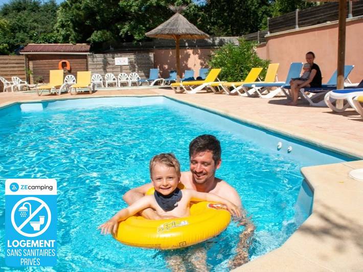 Wohnwagen für 5 Personen, mit Kinderpool - 1