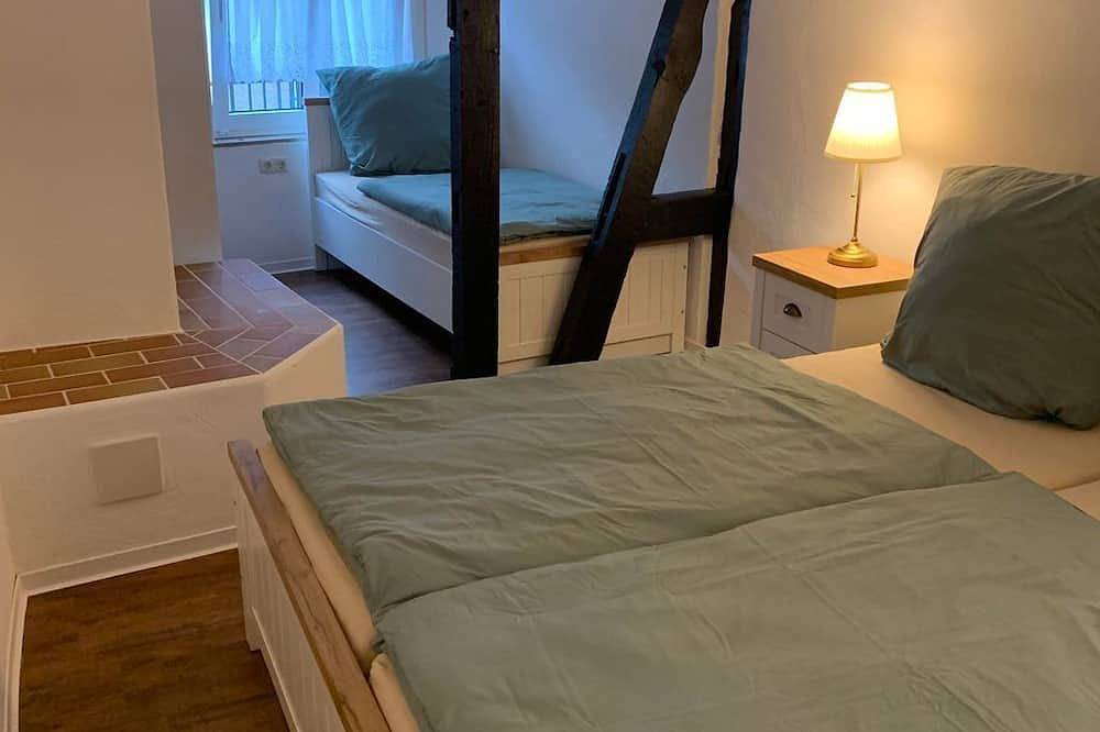 Ferienhaus Le Petit - Ferienhaus Le Petit Monreal in Monreal, Osteifel