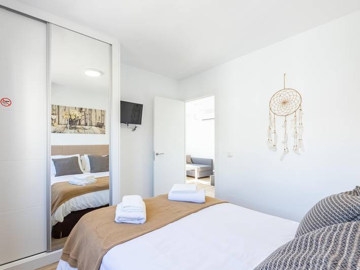 Gîte pour 2 personnes, avec jardin ainsi que vue sur l’océan et piscine à Benalmádena - 4