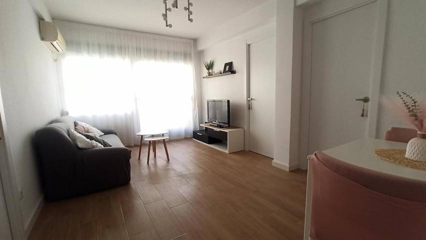 Apartamento de vacaciones para 5 personas, con balcón - 1