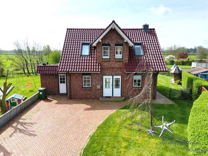 Ferienhaus für 6 Personen, mit Terrasse und Garten sowie Sauna in Brasilien (Ostsee)