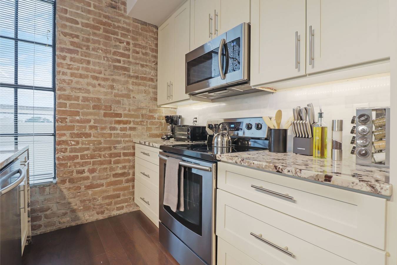 Apartamento entero, Roami at Motorworks Near Bourbon St 2Br in New Orleans, Orleans Parish