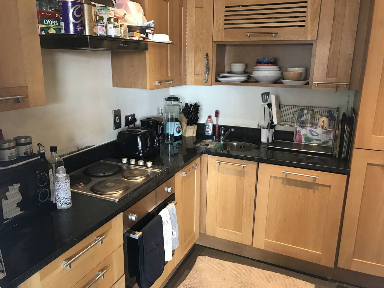 Cały apartament wypoczynkowy, Lovely 2-Bed Apartment -Sleeps 5 & Parking in Dublin West, Fingal