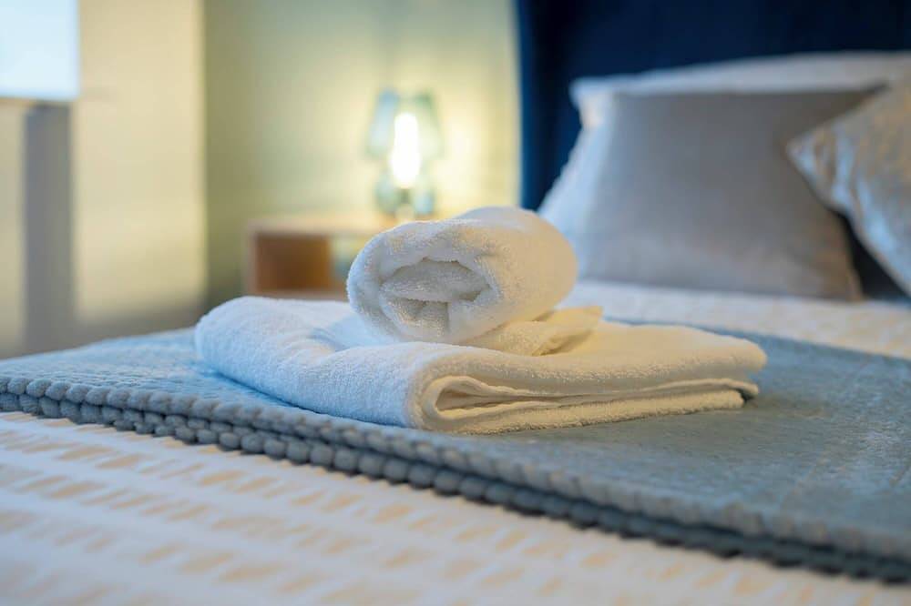 Work-Friendly 2-Bed Home with Garden & Office | Aberdeen in Aberdeen, Aberdeenshire