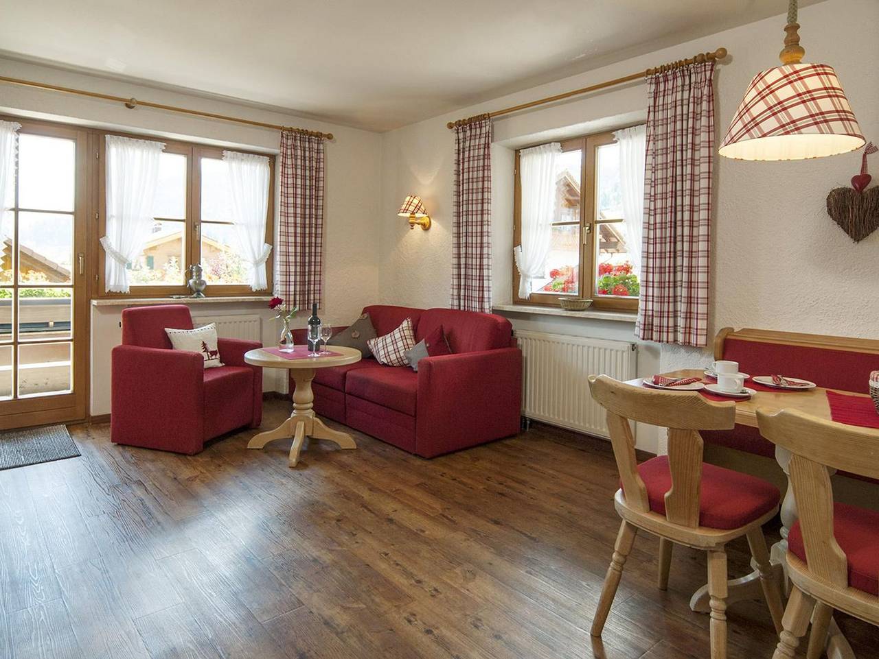 Ganze Ferienwohnung, Landhaus Exclusiv - Ferienwohnung 3 - Süd- und Ostbalkon in Bolsterlang, Bayerisch Schwaben