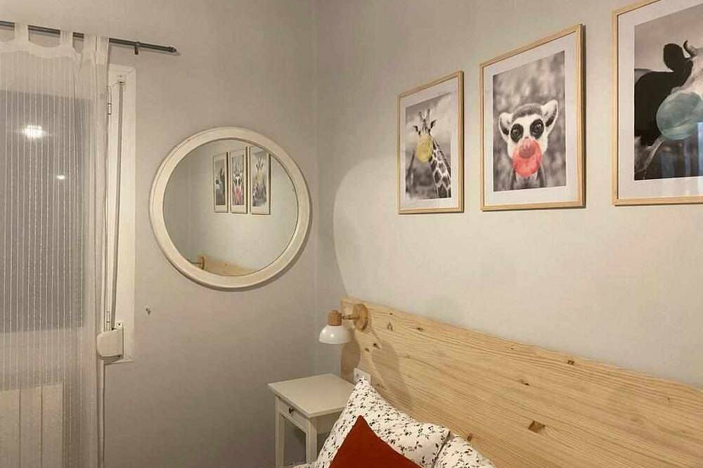 Appartamento intero, Apartamento en el Casco Antiguo de Pamplona - Ayla Las Murallas in Pamplona, Provincia di Navarra