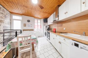 Maison De Vacances pour 7 Personnes dans Mont-Dore, Région de Clermont-Ferrand, Photo 1