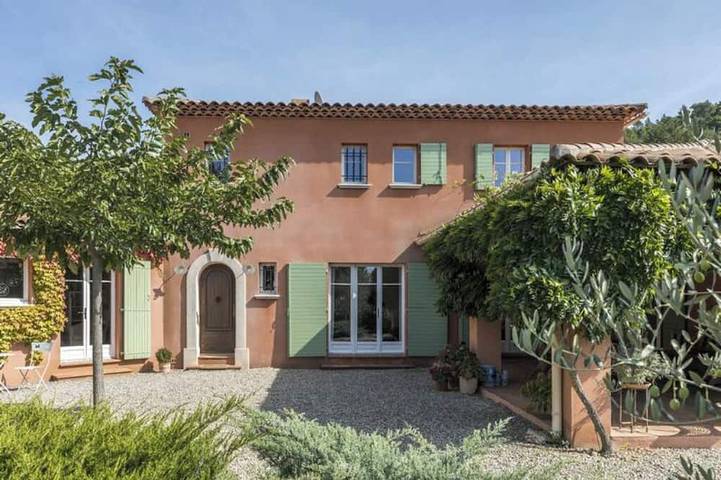 Magnífica villa provenzal con piscina en un tranquilo dominio privado in Tourtour, Region de Draguignan