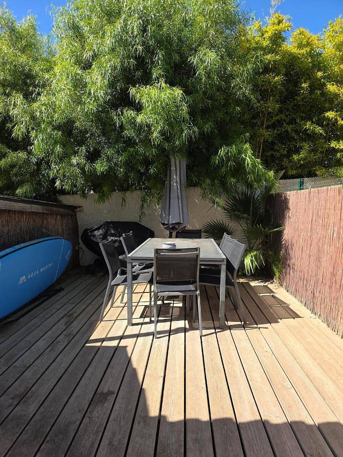 Location de vacances pour 6 personnes, avec vue et jardin dans Plage de Portissol - 2