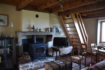 Maison De Vacances pour 4 Personnes dans Bourgvilain, Région de Mâcon, Photo 2