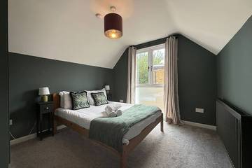 Cottage for 4 Guests in Windsor, Windsor and Maidenhead, Picture 4