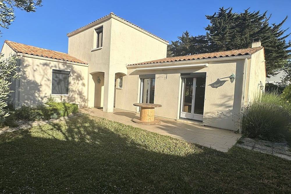 Superbe maison familiale à Angoulins au calme( climatisation, borne électrique) in Angoulins, Région de La Rochelle