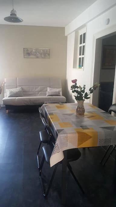 Appartement de vacances pour 4 personnes, avec Terrasse à Ay (Marne)