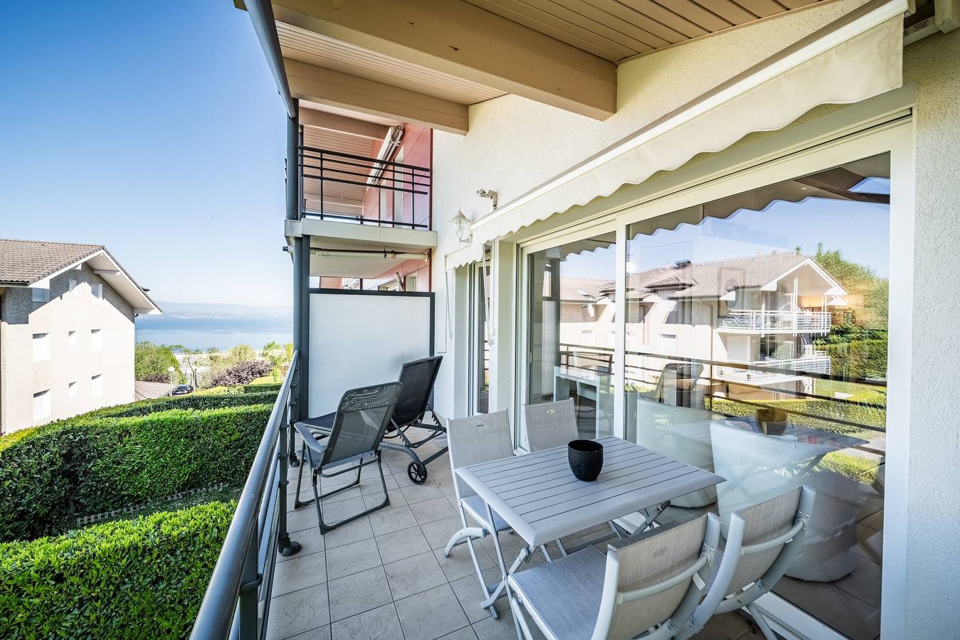 Apartamento entero, Apartamento «De Charme Évian» con vistas al lago, balcón y Wi-Fi in Évian-les-Bains, Thonon-les-Bains region