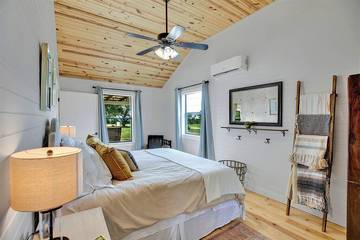 Glamping for 4 Guests in Gillespie County, Picture 1