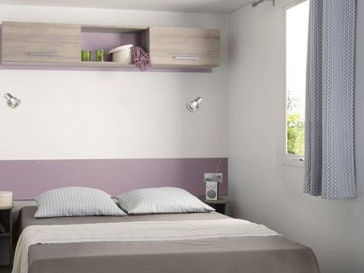 Mobil home pour 4 personnes, avec terrasse et piscine, animaux acceptés à Villecroze - 2